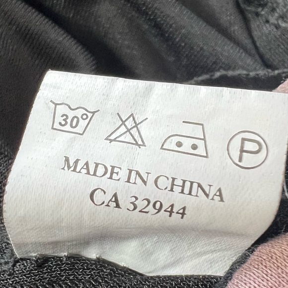 Kivenst Top - Picture 15 of 15